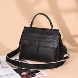 New fashion large-capacity top layer cowhide shoulder messenger bag——9903