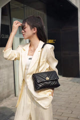 Fine-grained cowhide rhombic chain small square bag——8067