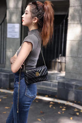 Small Rhombus Fine-Grained Cowhide Chain Bag——8302