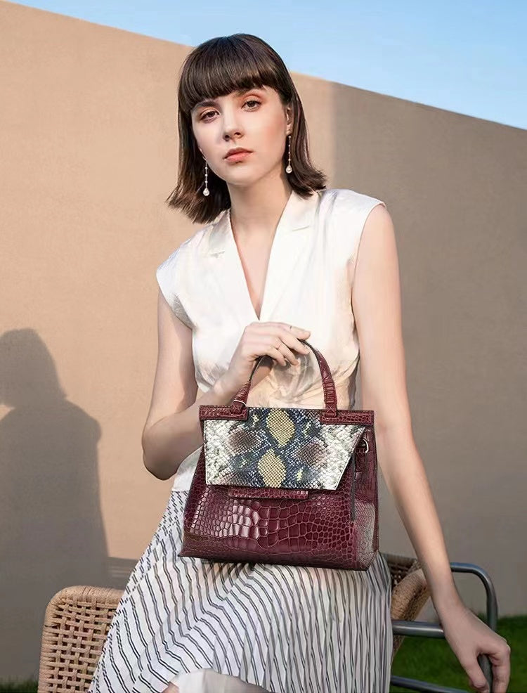 Top layer cowhide with snake embossed hand shoulder bag——940