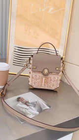 Top layer cowhide delicately embroidered handbag crossbody bag——9053