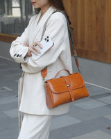 Retro Style Vegetable Tanned Cowhide Shoulder Messenger Bag——9257