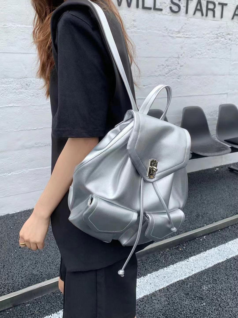 New cowhide large-capacity lock fashion simple backpack——9133